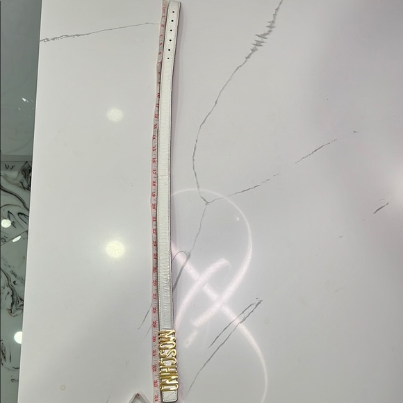 MOSCHINO Milano White Leather Belt with Gold Buckle - Picture 8 of 8